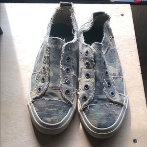 Blowfish Slip On Camo shoes